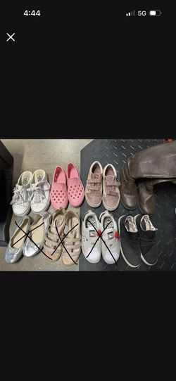 Lot Of 5 Pairs Of Shoes
