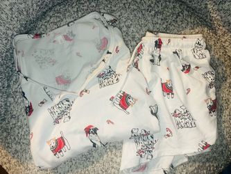 Colsie Woman’s XS pajama set