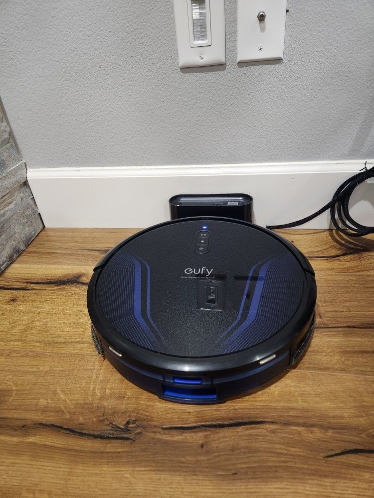 Eufy G40 Robot Vacuum
