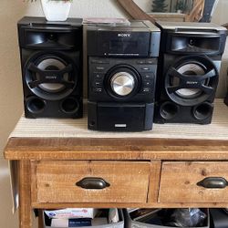 Cd Player Works Very Good Nice Sound