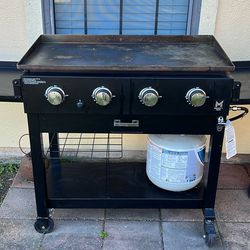 Propane gas Grill - 4 Burners
