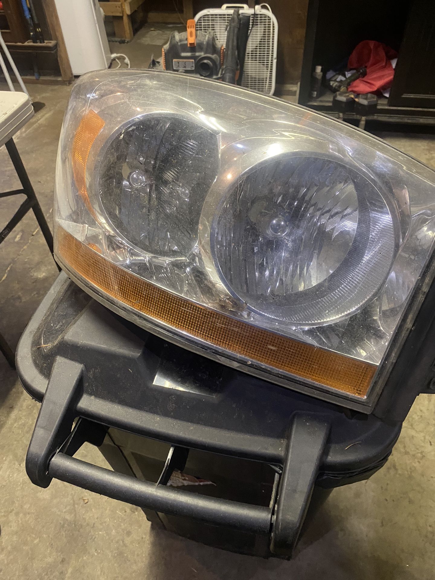 06 Ram Passengers Headlight