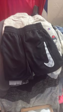 Boys Nike shorts size 4/5