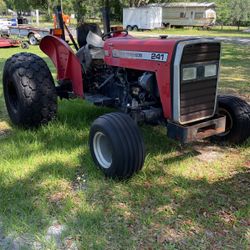 Massey Ferguson  241  Tractor  2 Wheel Drive 52 Horse Power  2921 Hours Needs new seat