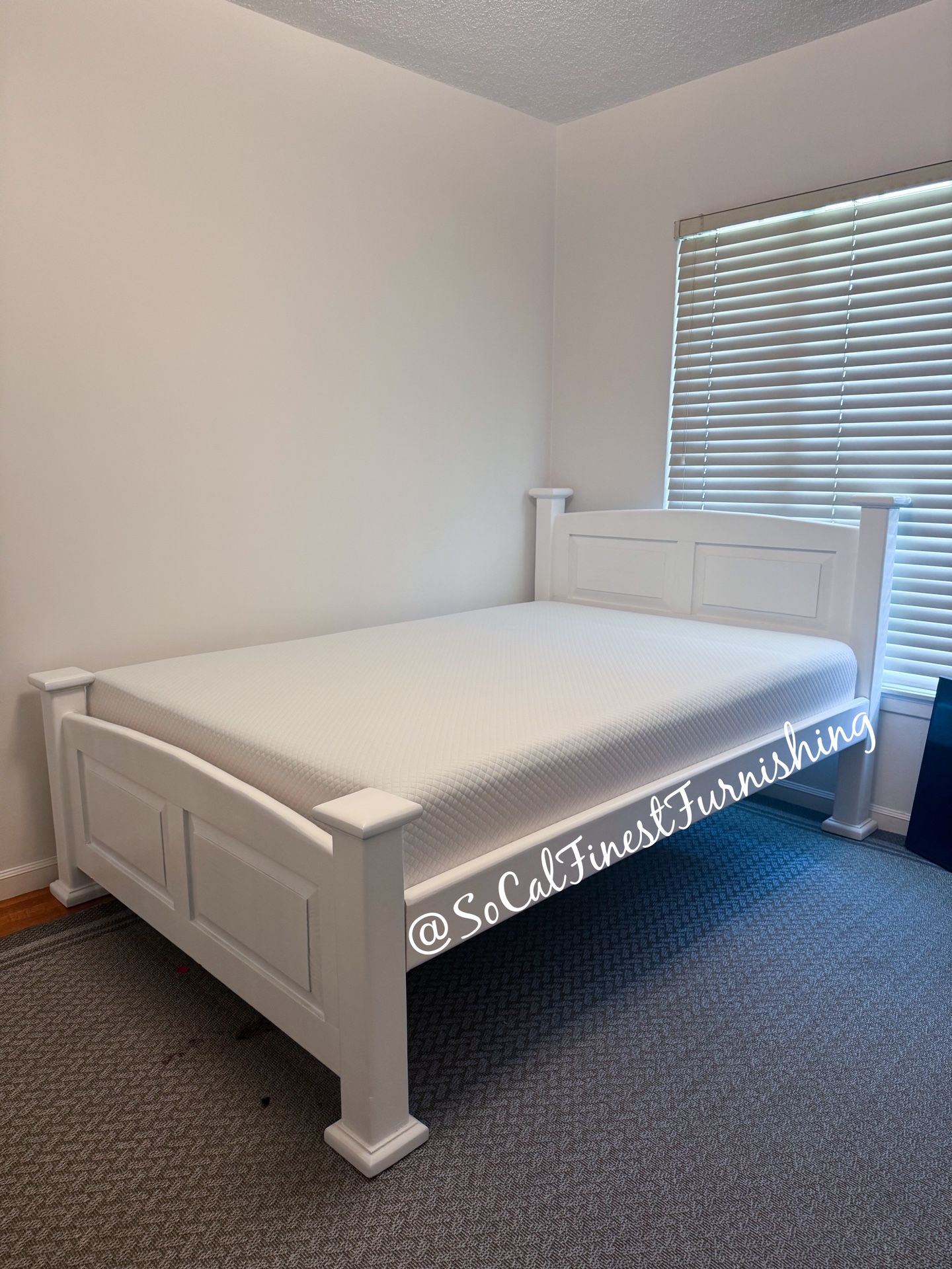 White Full Bed With Memory Foam Mattress