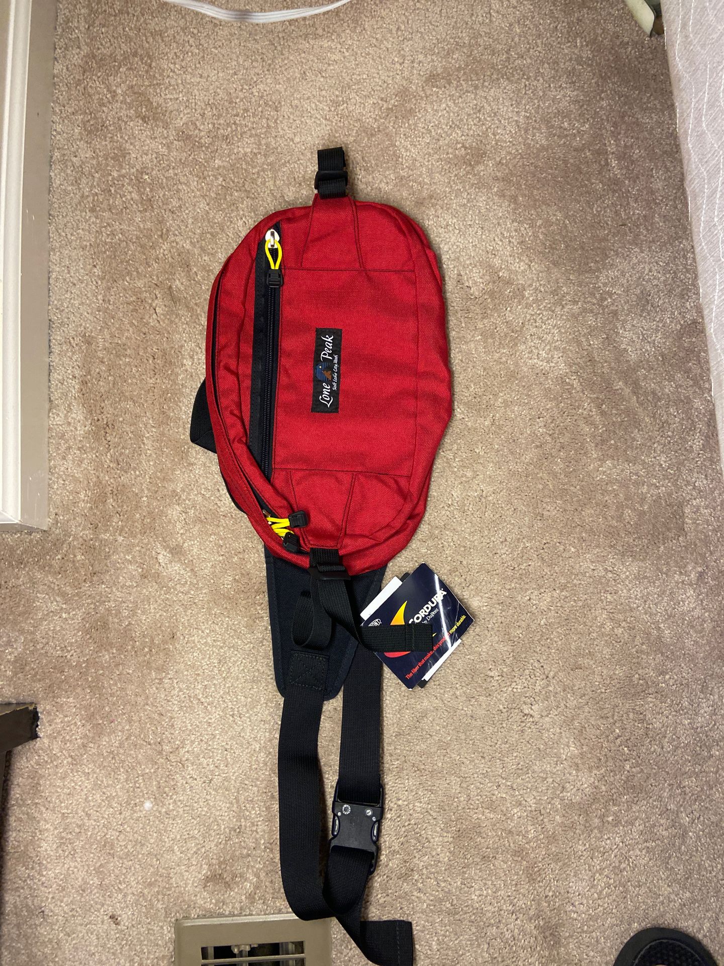 Waist Bag/Hip Pack/Fanny pack. Brand Lone Peak