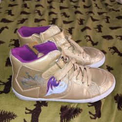 Disney Dsigned Royalty Rules Shoes (5)