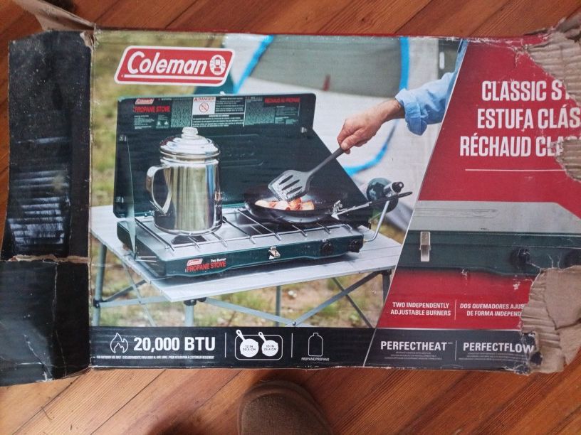 Coleman Classic Propane Stove 20,000 BTU