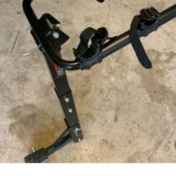BIKE RACK  HOLDS 3 BIKES