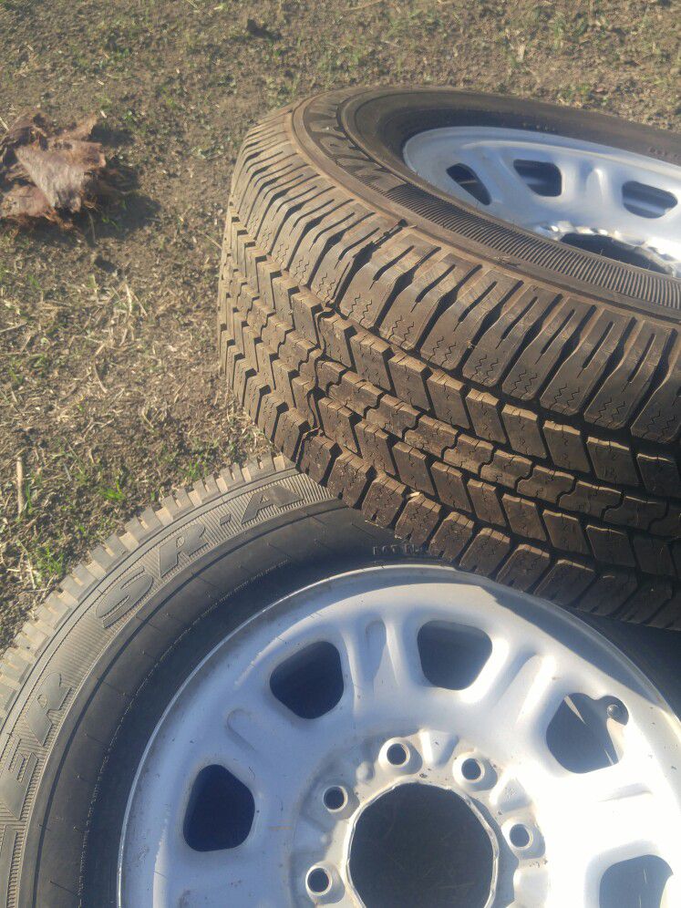 2 New Goodyear Wrangler Tires And Stock Chevy Wheels Lt265/70r18 for Sale  in Tulare, CA - OfferUp