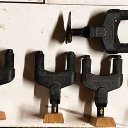 locking Guitar wall mounts