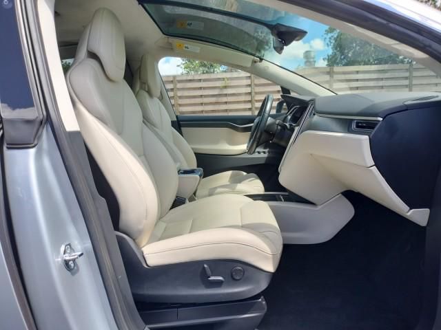 2017 Tesla Model X