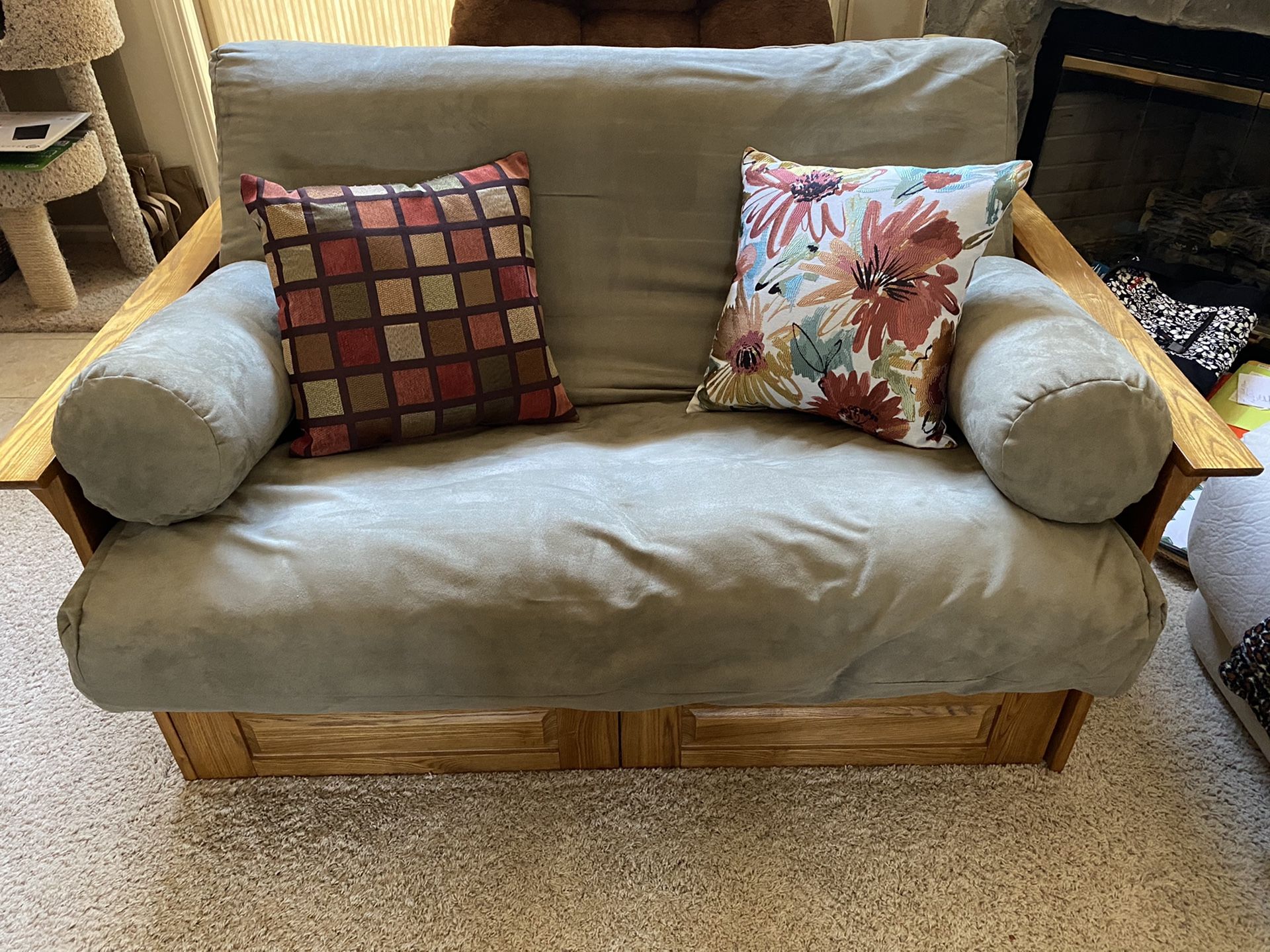 Futon sofa to full bed with drawers-$200 firm