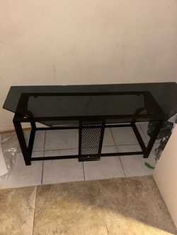 Modern Black Glass – Metal Frame