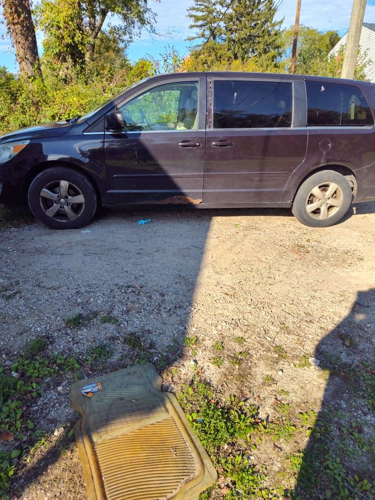 2010 Volkswagen Routan