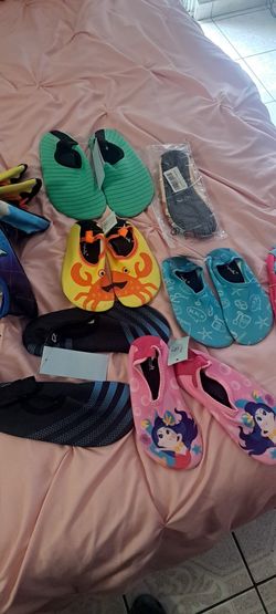 Kids water shoes mixed sizes2-7