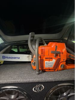Husqvarna 390 Xp chainsaw