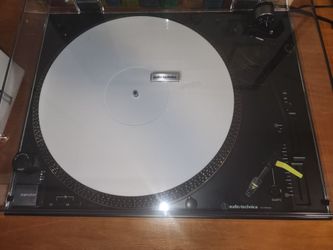 Audio Technica AT-LP120XUSB Direct Drive Turntable with Cleaning Kit and Ortofon Stylus