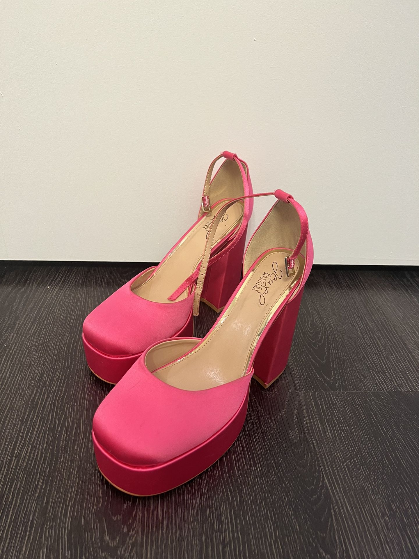 Jewel Badgley Mischka Platform Heels Pink Size 8.5