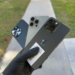 iPhone 15 Pro Max Factory Unlocked / International / Mexico