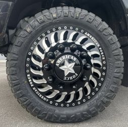 Set 22’ American Force Tires 35x12.50r22 Nitto Ridge And 2.5 Leveling Kit/shocks F450