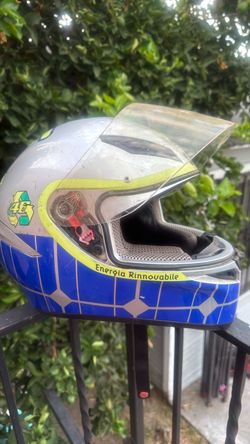 Motorcycle helmet