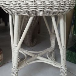 White Wicker Vanity Stool Table Footstool Only $25. 36 X 24 Arched Wicker Hall, Wall Or Dresser Mirror $40. Leather 14.5” Camel Statue $25. 