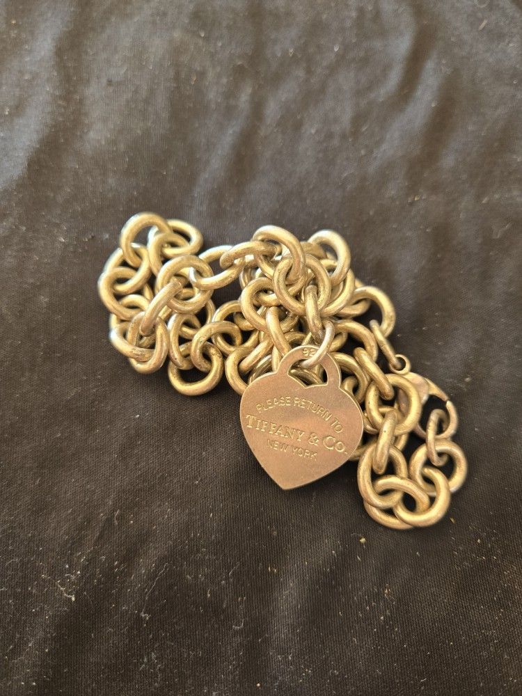 VINTAGE TIFFANY & CO. NECKLACE!!!