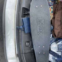 Excellent condition skateboard