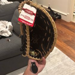 Rawlings Heart of the Hide 1st base glove NEVER WORN
