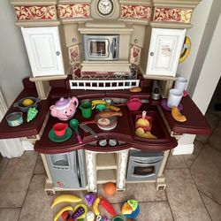 Step 2 Kitchen$68 As Is