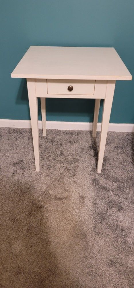 Accent Table / Nightstand 