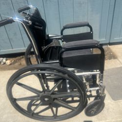 Wheel Chair ,Good Condition!  $40
