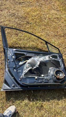 2015 dark gray metallic left driver door