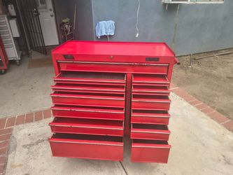 Husky tools box tools chest..H..41..W..41..D..18