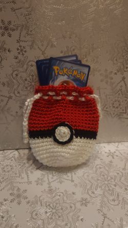 Card pouch for pokemond cards, baseball cards or any cards.