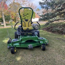 John Deere Propane Commercial Zero Turn Lawnmower