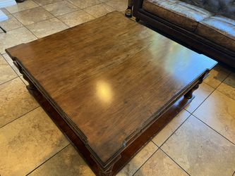 Wooden Dining Table With Glass Covering