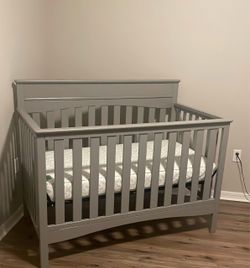 Baby Crib and changing table