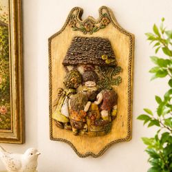 Vintage 70’s Wishing Well Wall Pocket Cottagecore Hanging Rustic Folk Art Decor Chalkware Handcrafted Retro 3D 