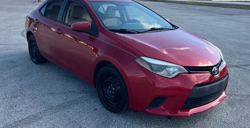 2014 Toyota Corolla LE Sedan