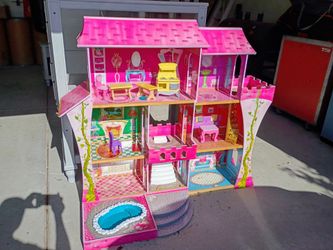 Dollhouse