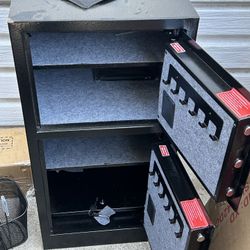 New Heavy Duty Electric Double Safe Key  And Pad Worth $390