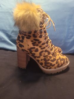 PRICE DROP!! NWT Leopard Print Block Heel Boots