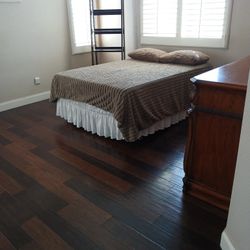 Full Size Bed With Mattress 