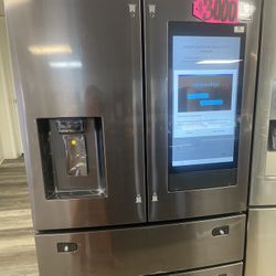 Samsung 4 Door Family Hub Refrigerator 