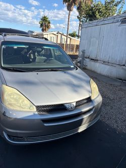 2005 Toyota Sienna