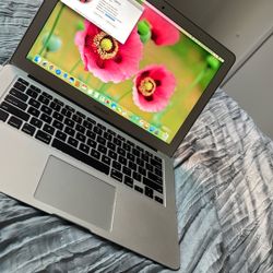 MacBook Air
