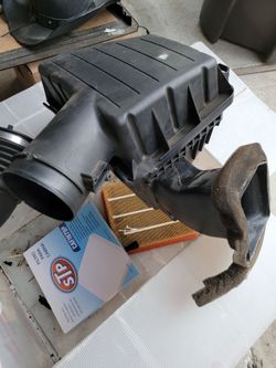 ** FREE ** Stock air intake 5th gen camaro