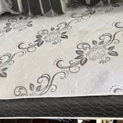 Deluxe Brand Queen Size Set 